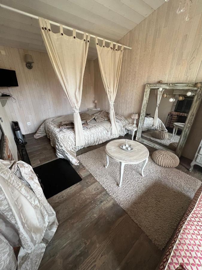 La Maisonnette De Cancan مو بري شانبورْ المظهر الخارجي الصورة