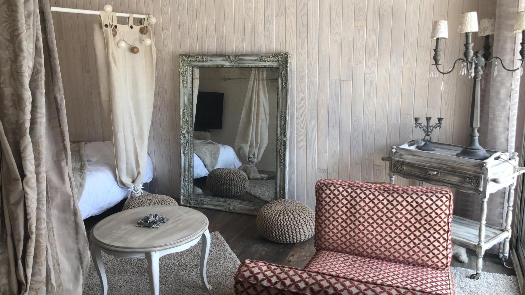 La Maisonnette De Cancan مو بري شانبورْ الغرفة الصورة